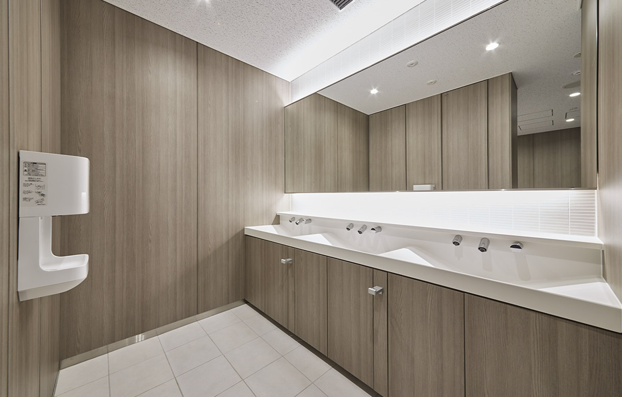 bathroom architectural finish - wood grain 3m di-noc installation naples